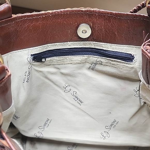 LJ Simone New York  wool and  handbag 12" x 10" 21" strap - Picture 4 of 6